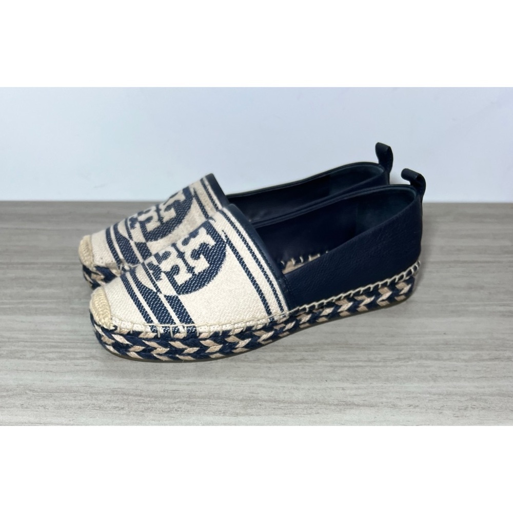 '+TORY BURCH Women's Casual:
Shoes Women's Marine Sz 9 - Picture 4 of 11